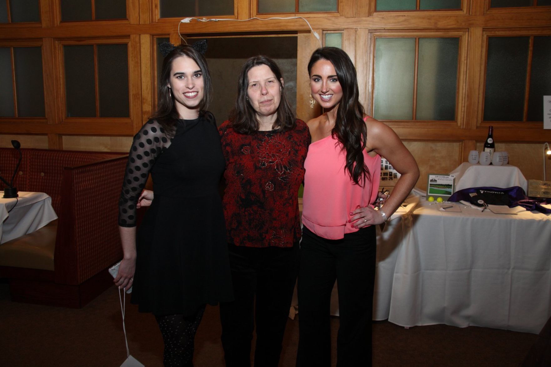 Laura Bruce, Vivian Brill, Tia Ricci